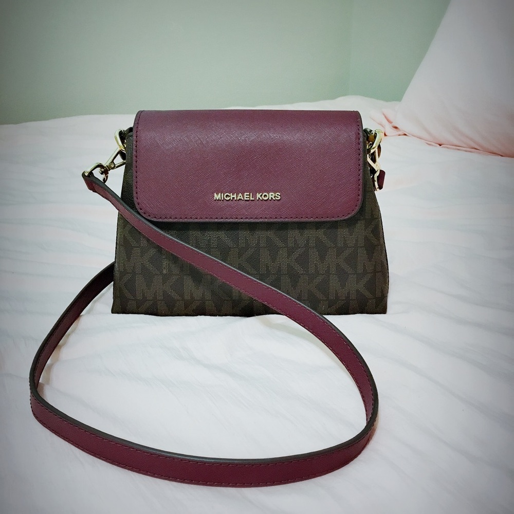Michael Kors Crossbody & Arm Purse Portia